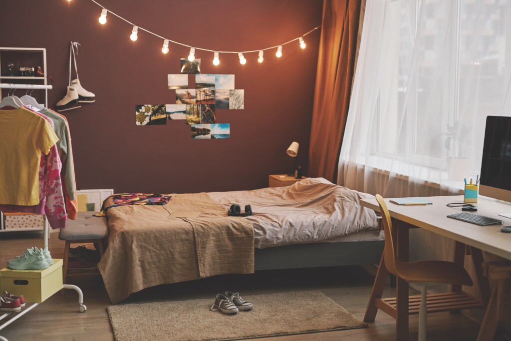 Teenagers Room With Lights Pictures On Wall